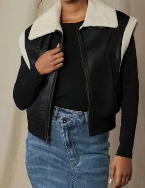 Adrian Vest In Black/khaki
