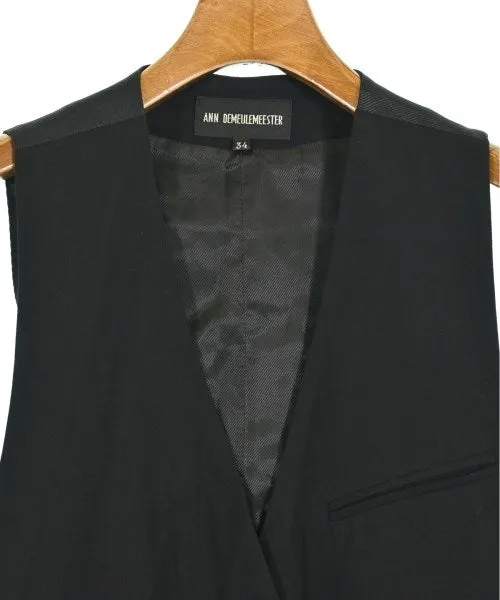 ANN DEMEULEMEESTER Vests