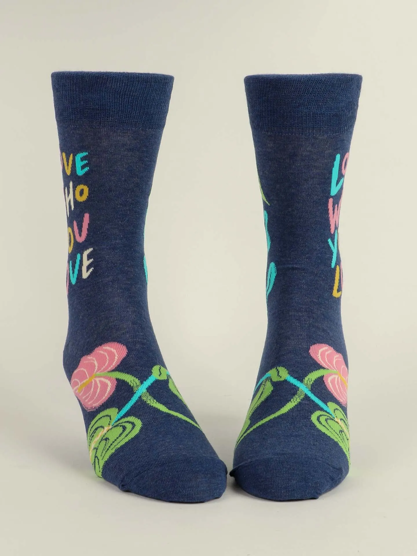 Blue Q Mens Crew Socks - Love Who You Love