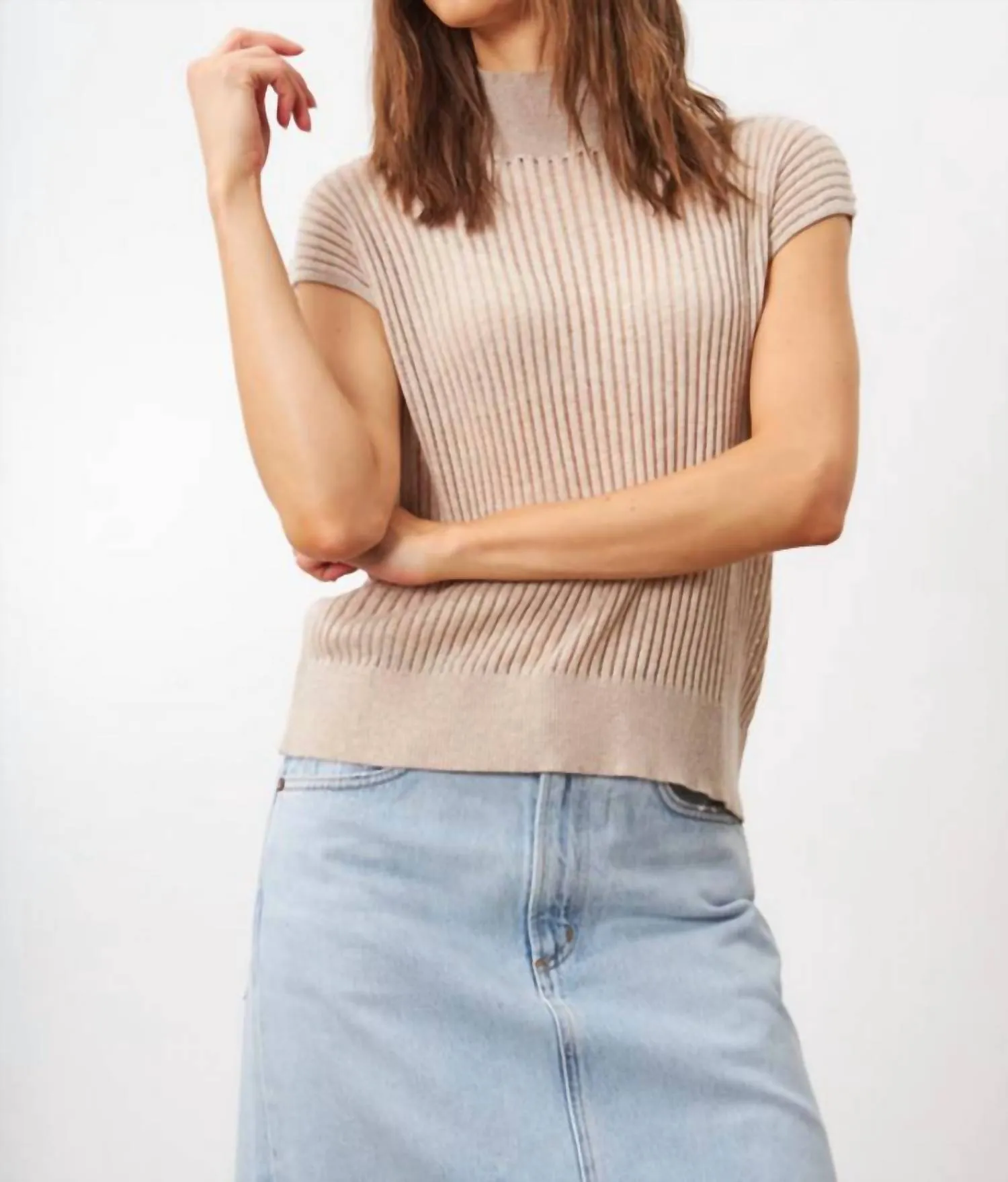 Brodie Pullover Vest In Dune