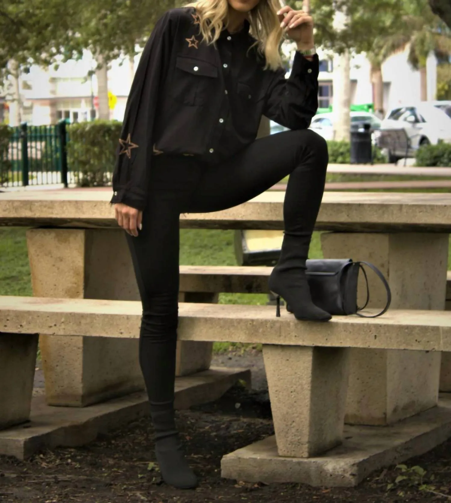Embroidered Shirt In Black