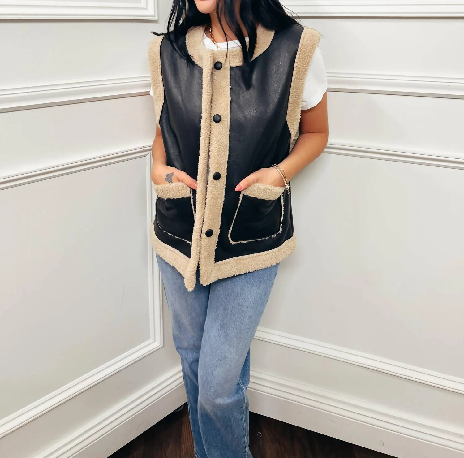 Faux Shearling Vest In Black