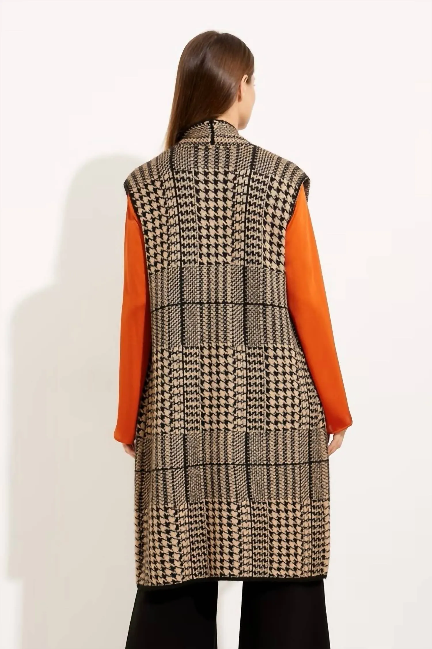 Long-Length Houndstooth Vest In Camel/black