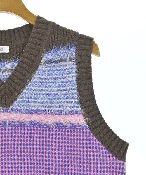 LOWRYS FARM Vests