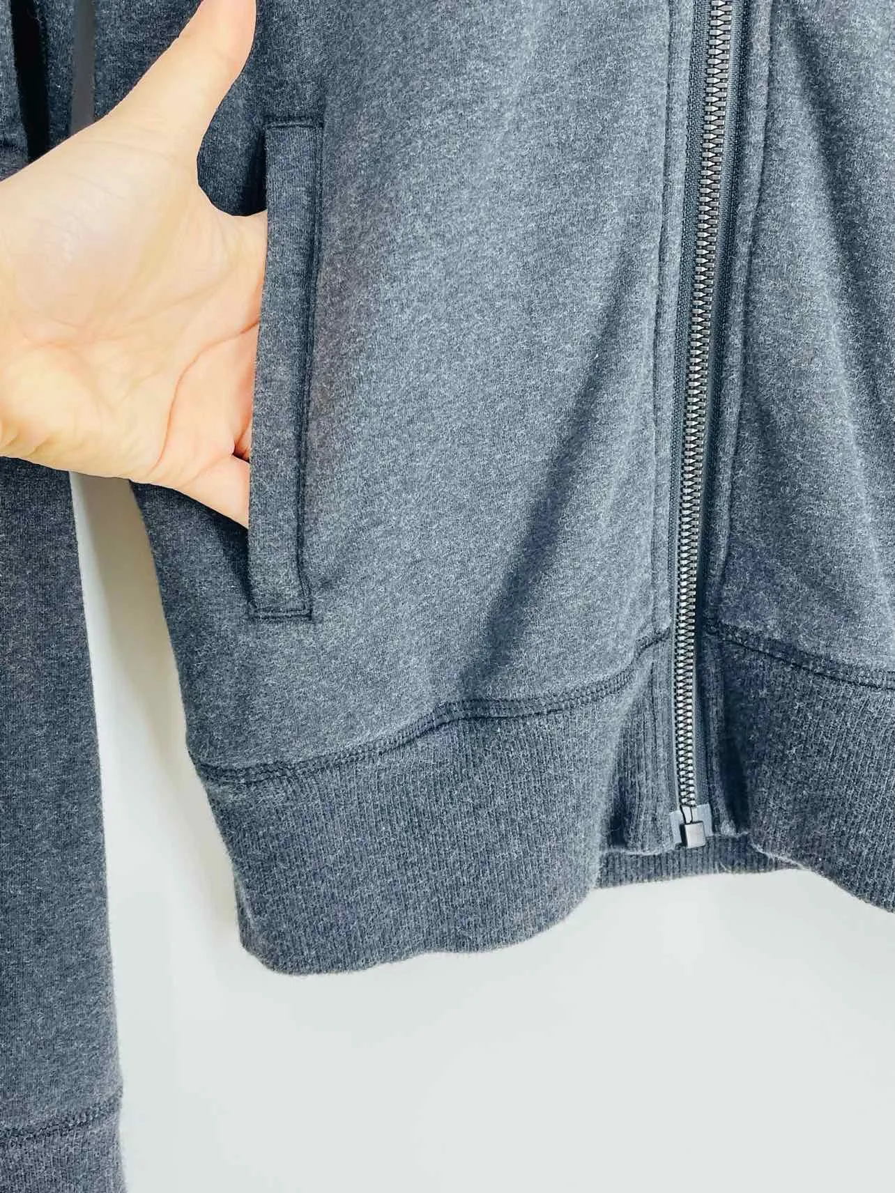 Lululemon Athletica Size S ? Charcoal Pintucked Variegated Hooded Jacket