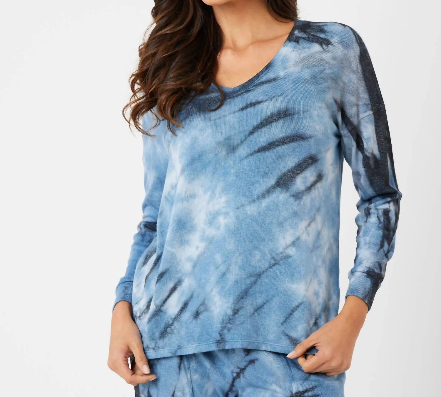 Marble Wash Long Sleeve V-Neck Top In Denim
