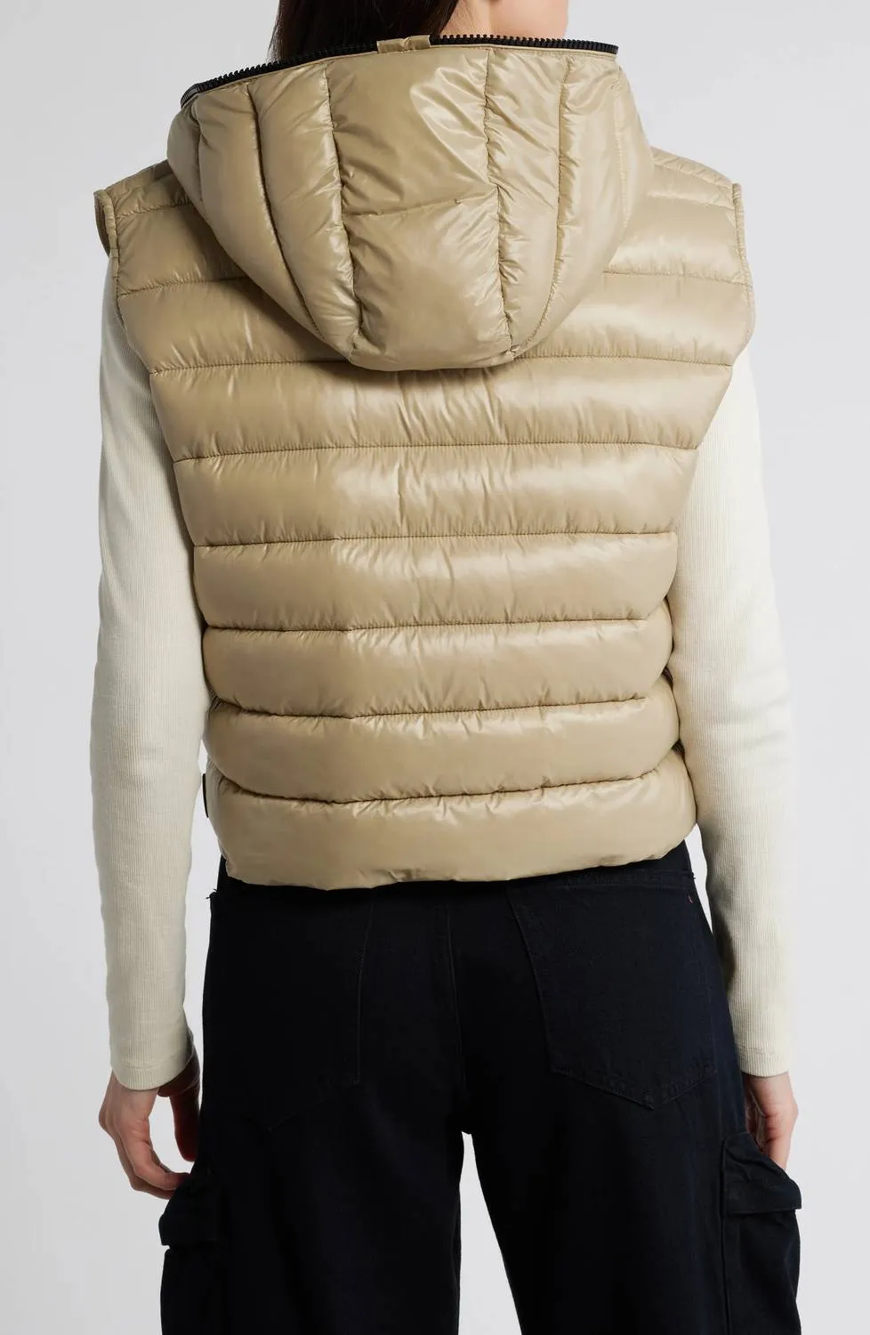 Romina Hooded Vest In Wood Beige