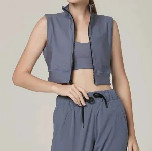Short Temper Cropped Zip Vest In Blu-S Steel Blue