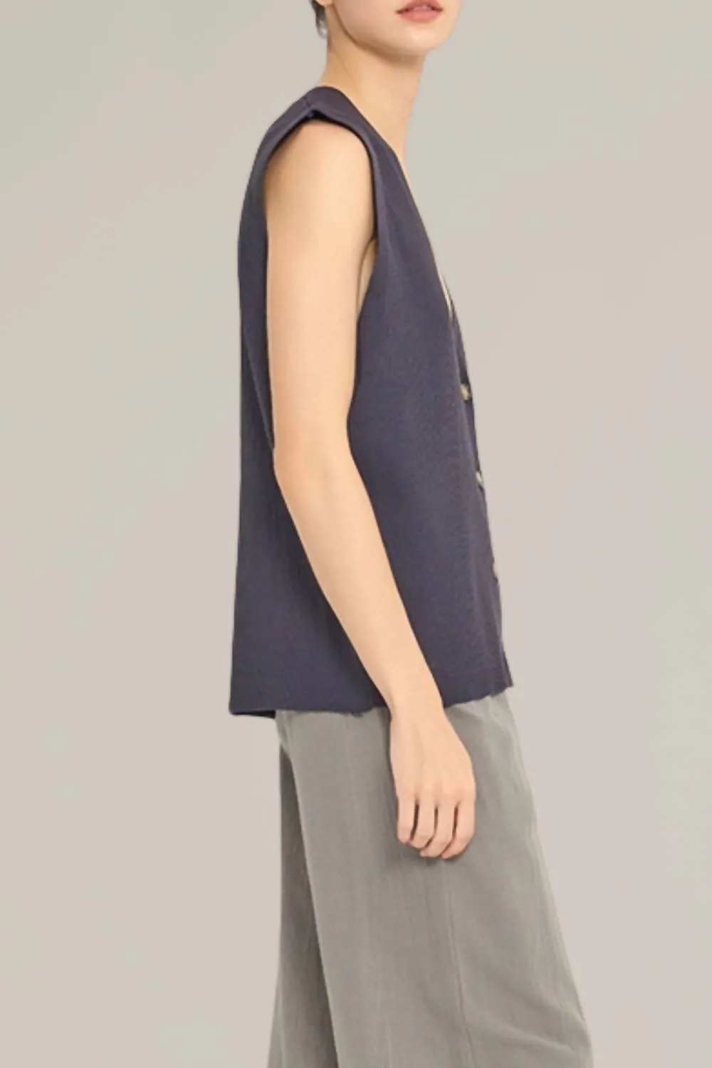 Summer Sweater Vest In Carbon