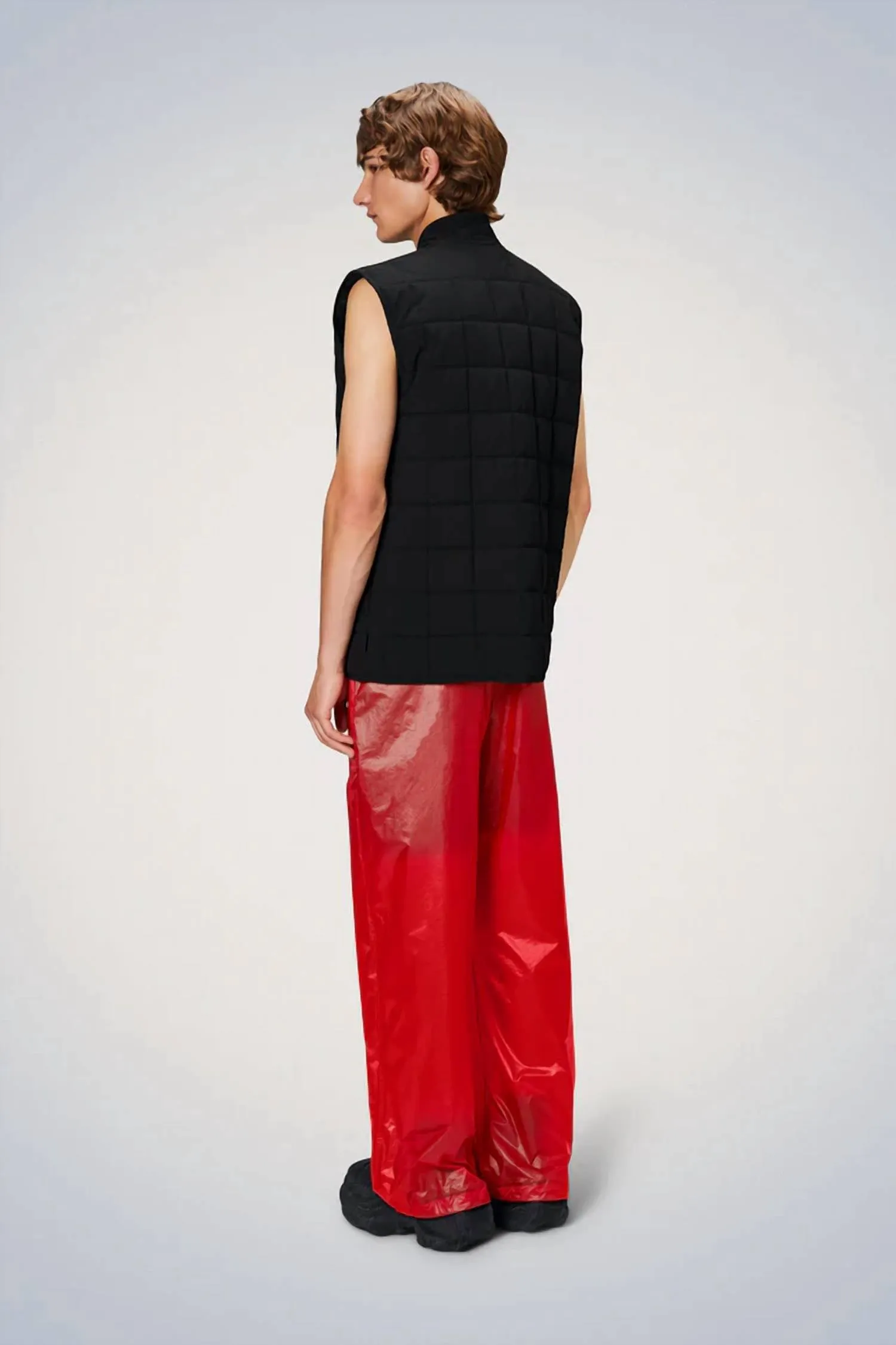 Unisex Liner Vest In Black