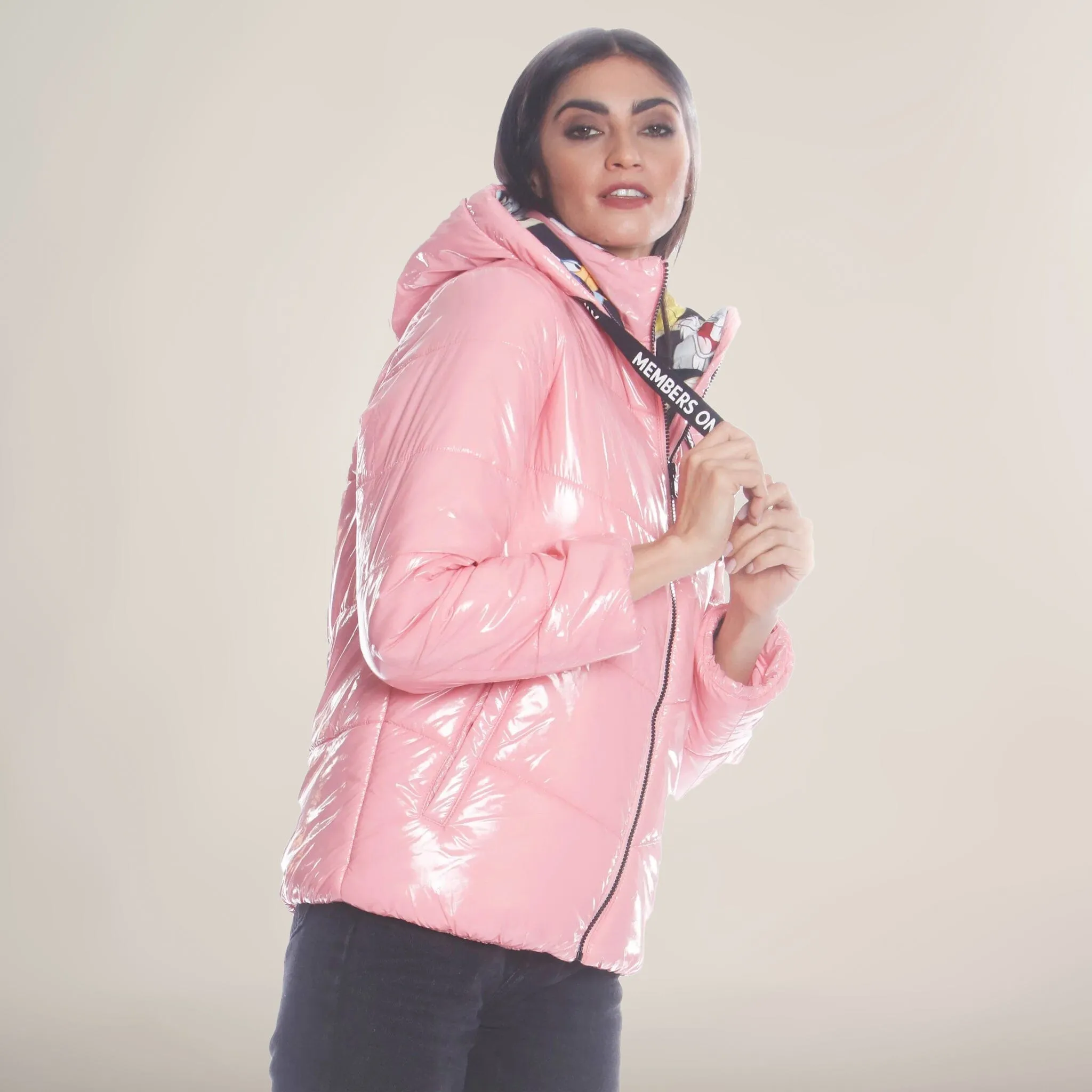 Women's Hi-Shine Chevron Quilt Puffer with Looney Tunes Mashup Print Lining