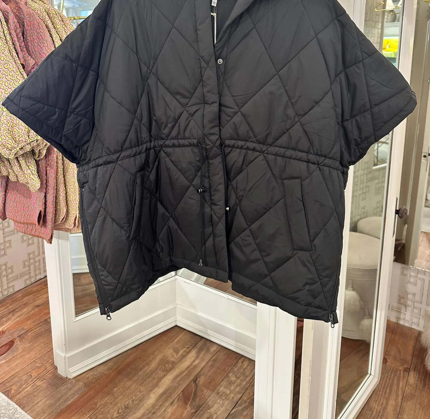 Women's Oversized Hooded Vest In Black